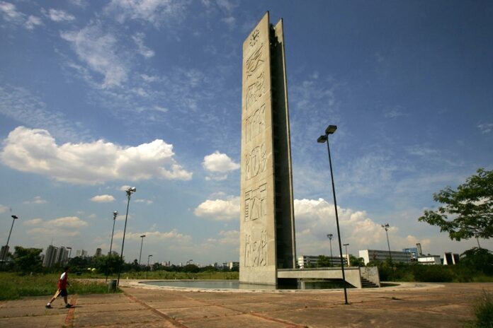 professores-da-usp-querem-investigacao-sobre-acao-violenta-da-pm-contra-aluno-da-sao-francisco