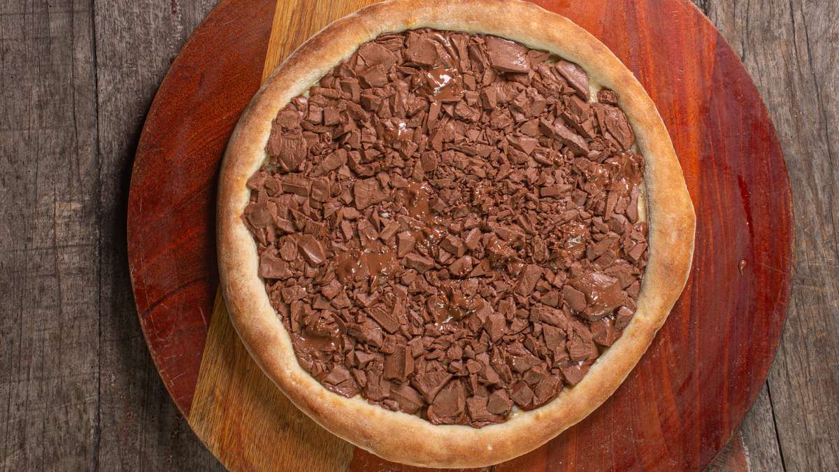 Como fazer pizza de chocolate