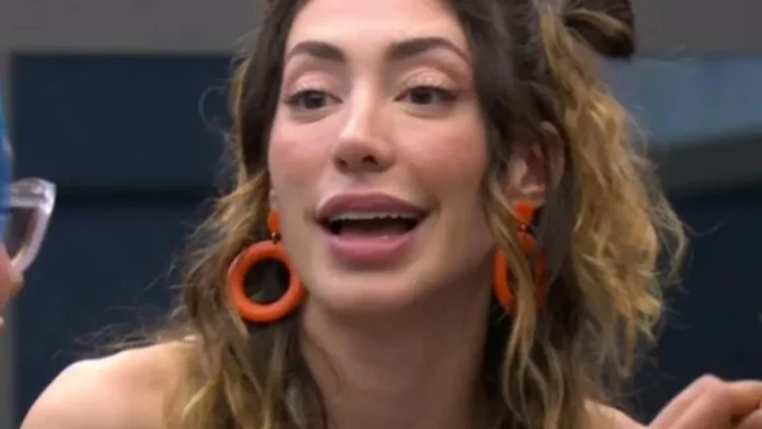 nicole-louise,-ex-estrela-da-casa,-diz-que-foi-dopada-nos-eua nicole-louise,-ex-estrela-da-casa,-diz-que-foi-dopada-nos-eua