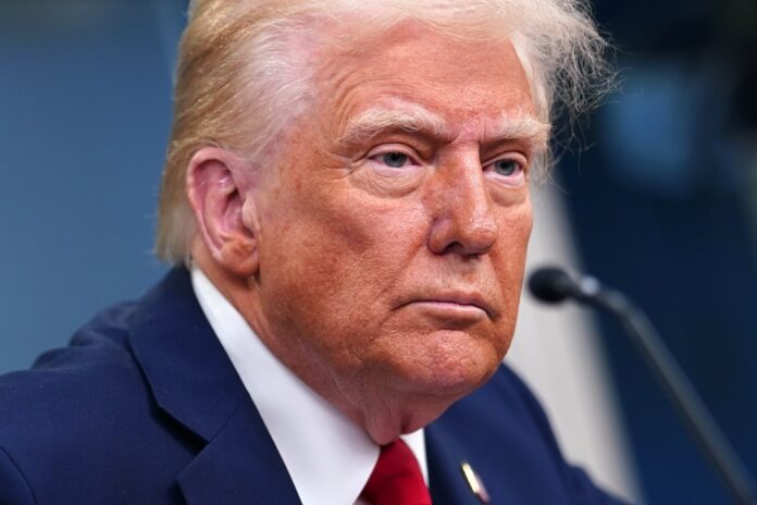 trump-diz-que-espera-ligacao-da-china-para-negociar-tarifas trump-diz-que-espera-ligacao-da-china-para-negociar-tarifas
