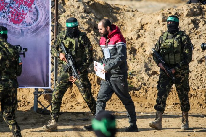 hamas-diz-que-esta-disposto-a-libertar-todos-os-refens-em-troca-do-fim-da-guerra-em-gaza hamas-diz-que-esta-disposto-a-libertar-todos-os-refens-em-troca-do-fim-da-guerra-em-gaza