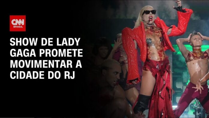 tudo-por-lady-gaga:-fas-fazem-vigilia,-usam-fantasia-e-ate-fralda-no-rio tudo-por-lady-gaga:-fas-fazem-vigilia,-usam-fantasia-e-ate-fralda-no-rio