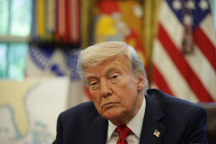 trump-ve-economia-dos-eua-em-fase-de-transicao-e-exige-queda-da-taxa-de-juros