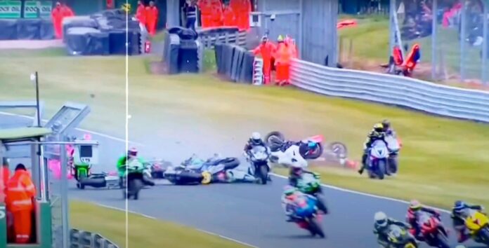 dois-pilotos-morrem-em-acidente-na-superbike-britanica