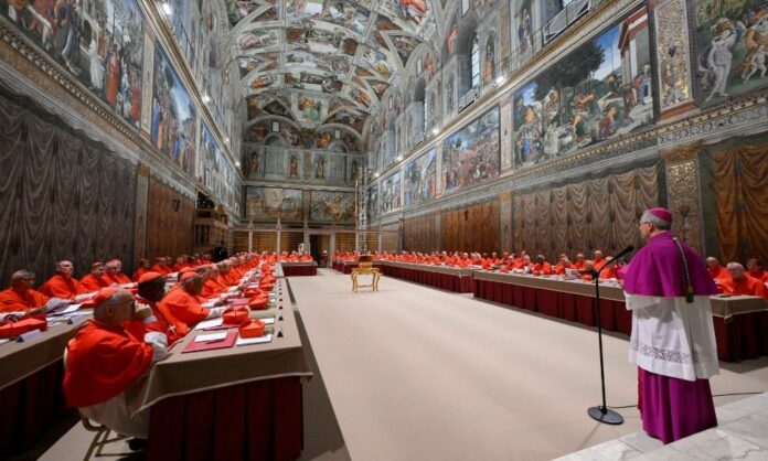 conclave-entra-no-segundo-dia-de-votacao-para-eleger-novo-papa-sem-nenhum-nome-como-favorito conclave-entra-no-segundo-dia-de-votacao-para-eleger-novo-papa-sem-nenhum-nome-como-favorito