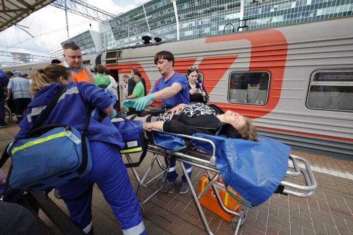 desabamento-de-ponte-causa-descarrilamento-de-trem-e-deixa-sete-mortos-na-russia desabamento-de-ponte-causa-descarrilamento-de-trem-e-deixa-sete-mortos-na-russia