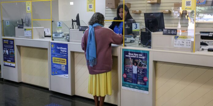 mais-de-488-mil-aposentados-foram-aos-correios-contestar-descontos mais-de-488-mil-aposentados-foram-aos-correios-contestar-descontos