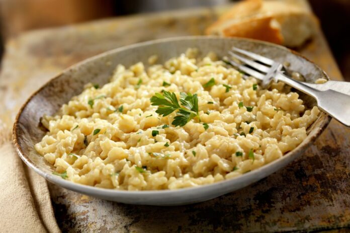 chef-ensina-como-fazer-o-risoto-perfeito-em-casa-com-10-passos-faceis chef-ensina-como-fazer-o-risoto-perfeito-em-casa-com-10-passos-faceis
