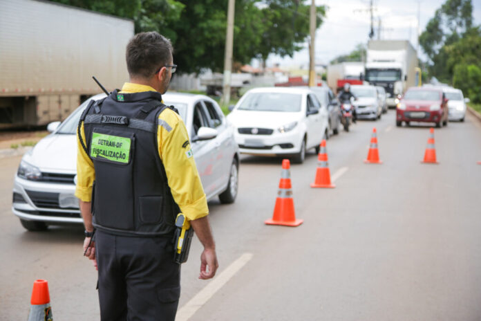 carro-fantasma:-veiculo-sem-debitos-desaparece-no-sistema-do-detran-df carro-fantasma:-veiculo-sem-debitos-desaparece-no-sistema-do-detran-df