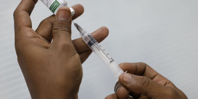 vacinacao-despenca-na-mare-em-dias-de-operacao-policial,-aponta-unicef vacinacao-despenca-na-mare-em-dias-de-operacao-policial,-aponta-unicef