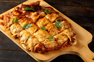 O bar Mané, em Niterói (RJ), fez uma releitura de um de seus pratos clássicos e criou o "Milané" para a edição deste ano do festival. Foto: Divulgação