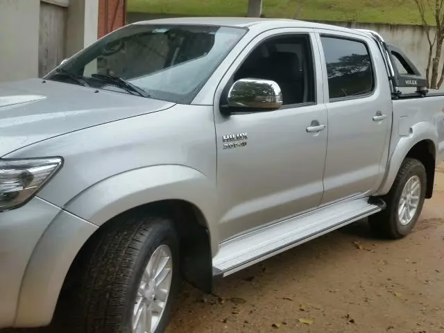 Polícia identifica vulnerabilidade na maçaneta que facilita o furto da caminhonete líder de vendas no Brasil