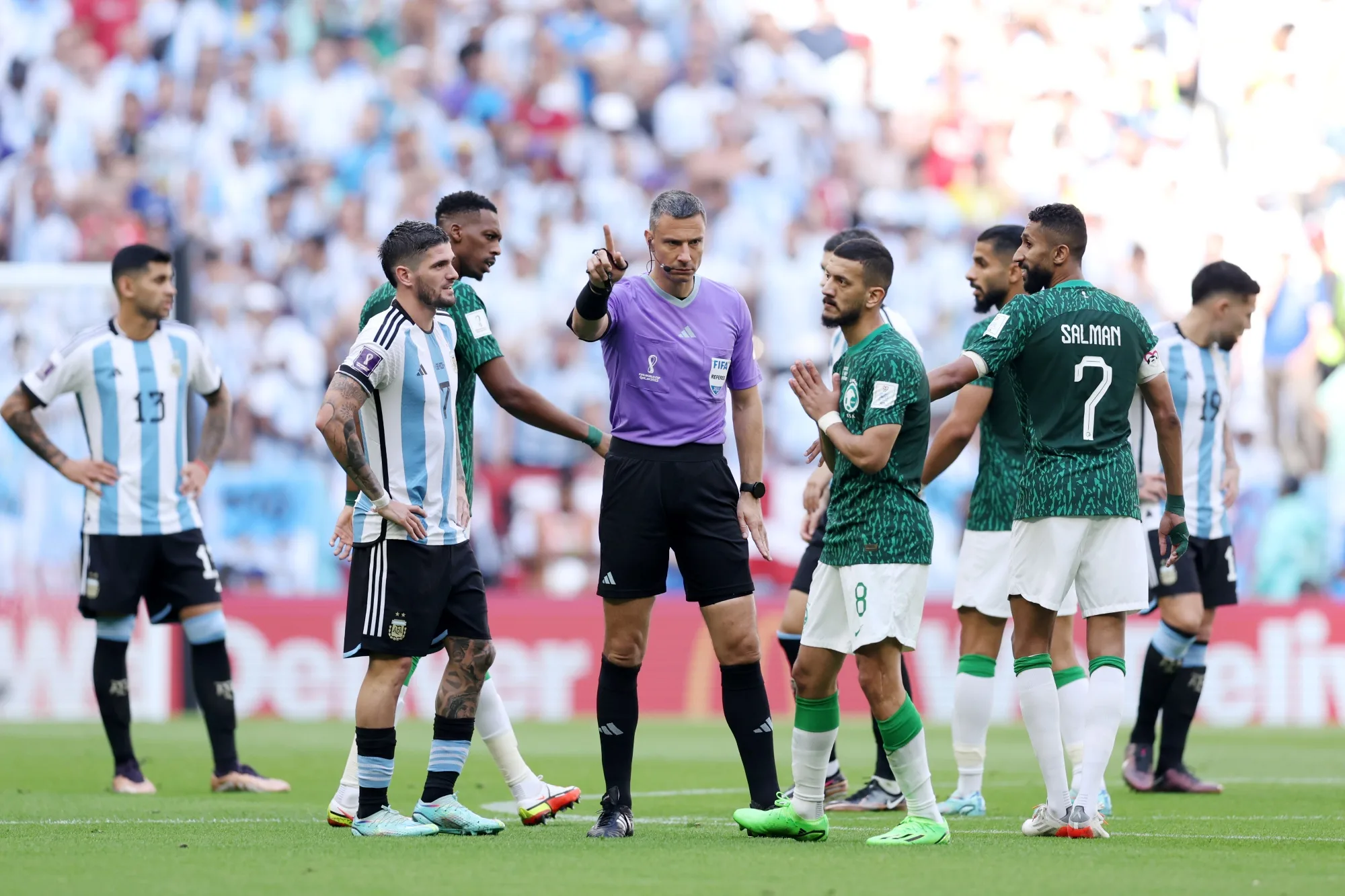 Vinčić, árbitro da final, foi responsável pela última derrota da Argentina em Copas do Mundo